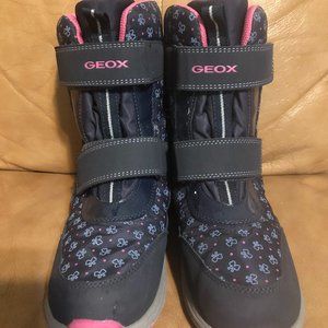 Geox Amphibiox Black Girls Ankle Boots 5US/37UE  like new